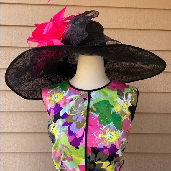 Gorgeous Derby Hat Flax Black W/Fuchsia Feathers - Picture 3 of 15
